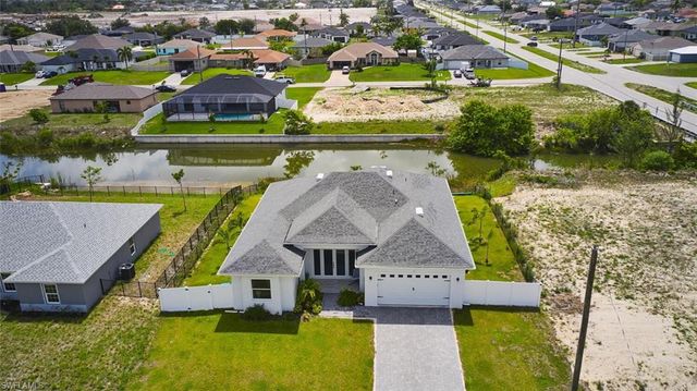 7 NW 14th AVE, Cape Coral, FL 33993