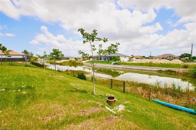 7 NW 14th AVE, Cape Coral, FL 33993