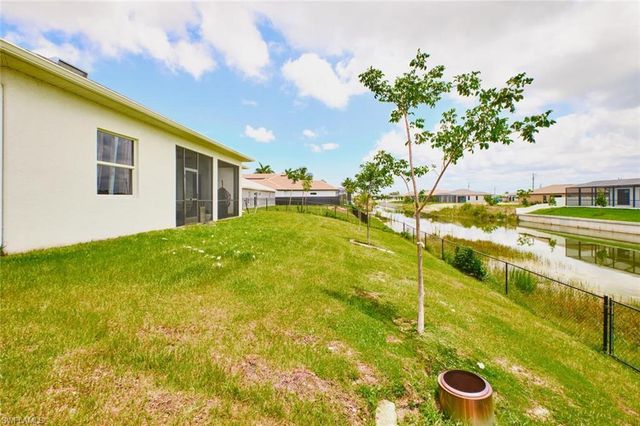 7 NW 14th AVE, Cape Coral, FL 33993