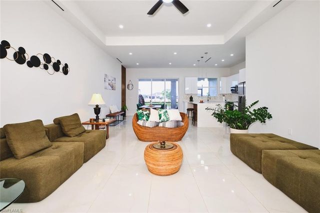 7 NW 14th AVE, Cape Coral, FL 33993