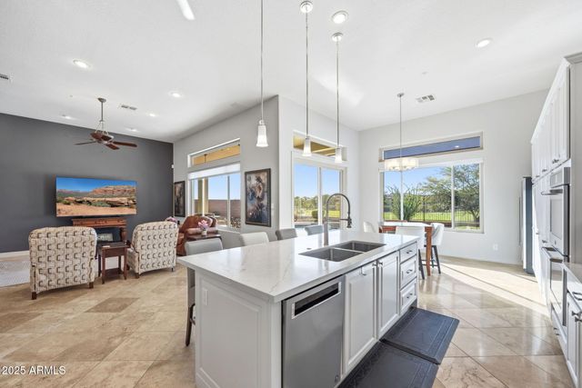 40406 N HAWK RIDGE Trail, Anthem, AZ 85086