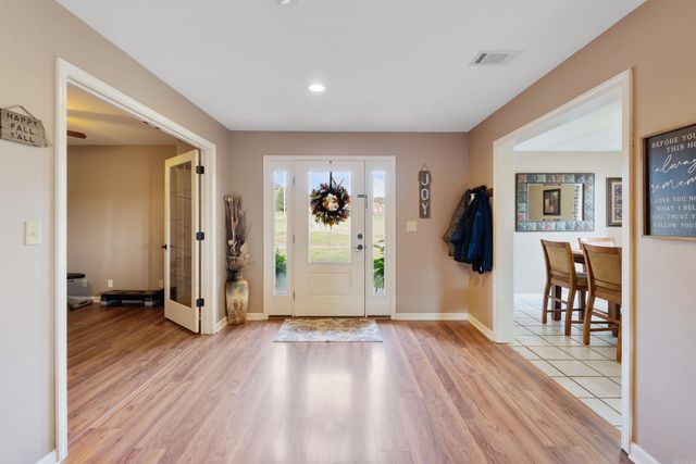 11 Hillard Lane, Greenbrier, AR 72058