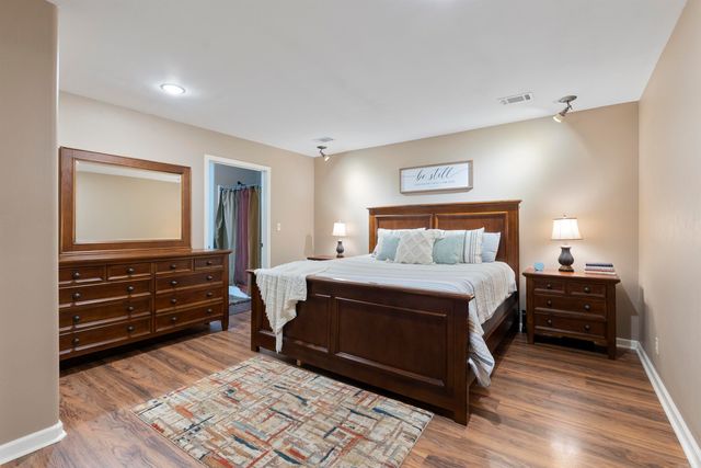 11 Hillard Lane, Greenbrier, AR 72058