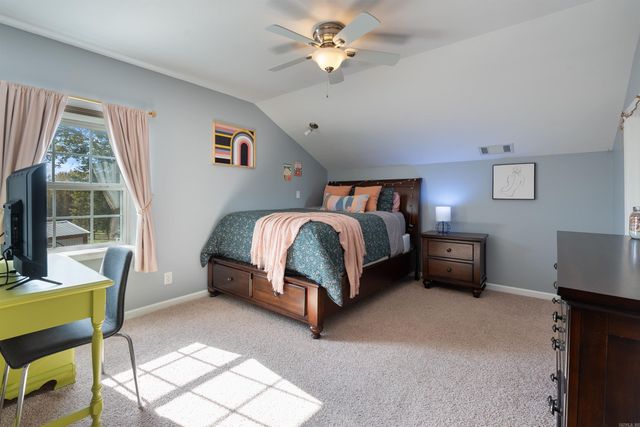 11 Hillard Lane, Greenbrier, AR 72058