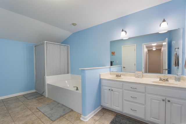 11 Hillard Lane, Greenbrier, AR 72058