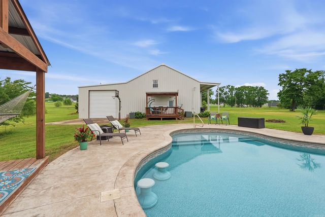 11 Hillard Lane, Greenbrier, AR 72058