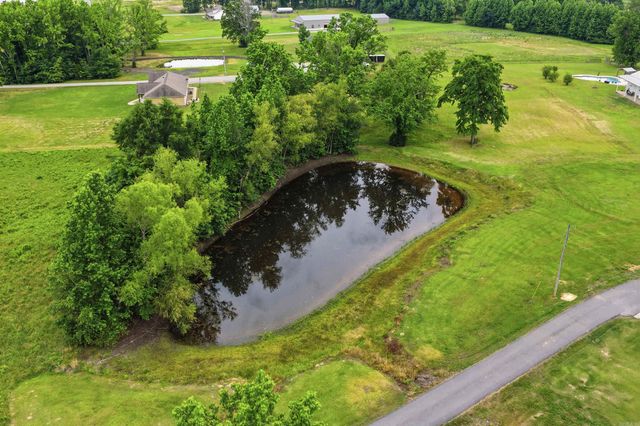 11 Hillard Lane, Greenbrier, AR 72058