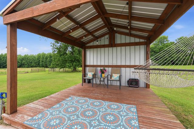 11 Hillard Lane, Greenbrier, AR 72058