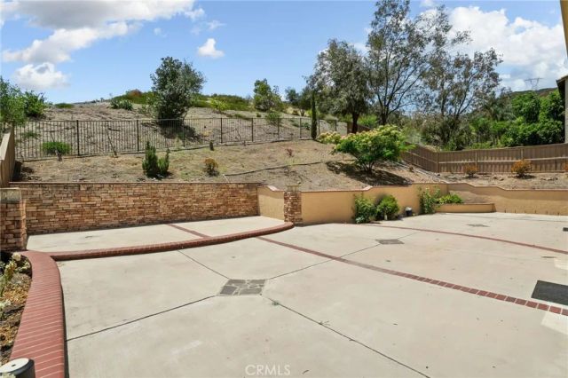 8587 Hunt Canyon, Corona, CA 92883