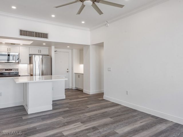 180 Seaview CT 1209, Marco Island, FL 34145