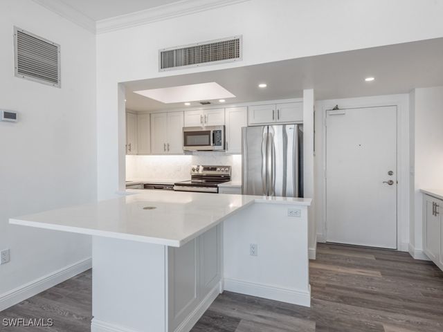 180 Seaview CT 1209, Marco Island, FL 34145