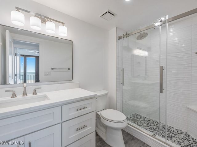 180 Seaview CT 1209, Marco Island, FL 34145