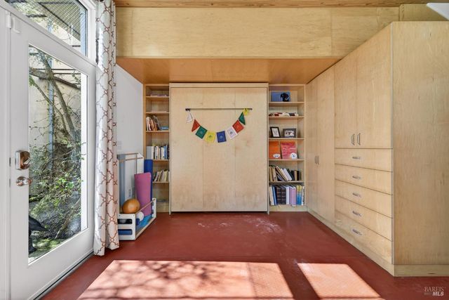 471 Florence Ave, Sebastopol, CA 95472