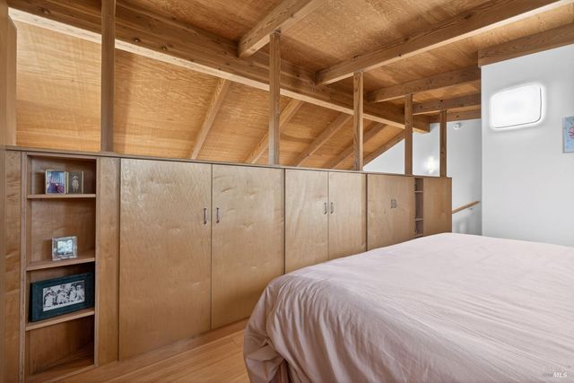 471 Florence Ave, Sebastopol, CA 95472