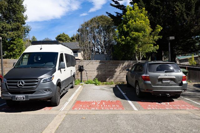 471 Florence Ave, Sebastopol, CA 95472