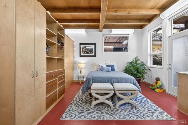 471 Florence Ave, Sebastopol, CA 95472