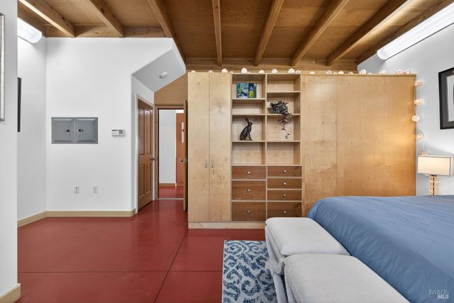 471 Florence Ave, Sebastopol, CA 95472