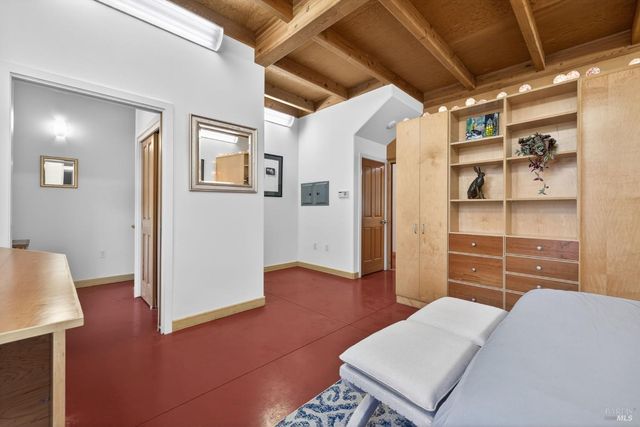 471 Florence Ave, Sebastopol, CA 95472