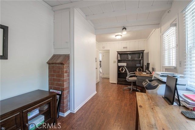 1551 N Beverly Glen Boulevard, Los Angeles, CA 90077