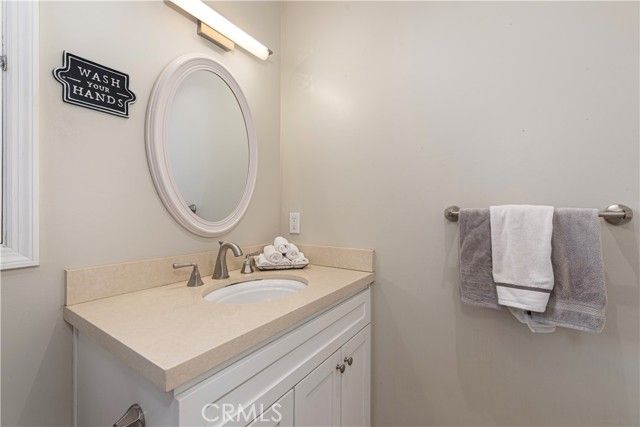 1551 N Beverly Glen Boulevard, Los Angeles, CA 90077