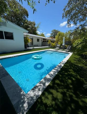 424 NE 28th Dr, Wilton Manors, FL 33334