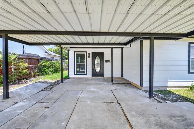 1769 Fagan Drive, Blue Mound, TX 76131