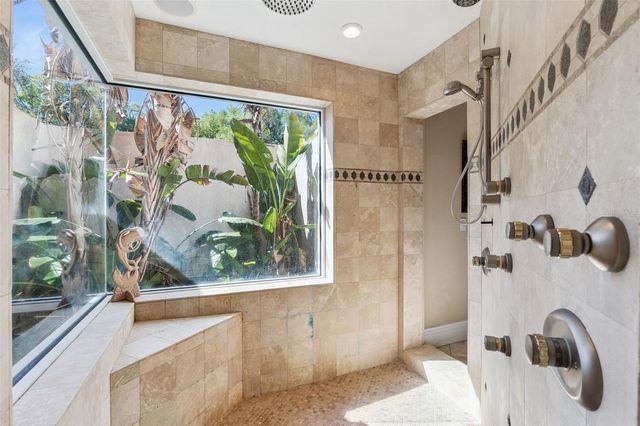 1303 LAVANHAM COURT, Apopka, FL 32712