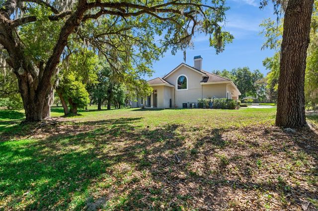 1303 LAVANHAM COURT, Apopka, FL 32712