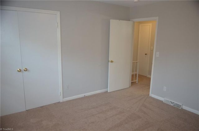 323 Old Vineyard Road, Winston-salem, NC 27104