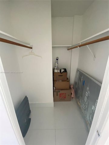 2780 NE 183rd St 909, Aventura, FL 33160