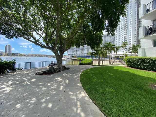 2780 NE 183rd St 909, Aventura, FL 33160