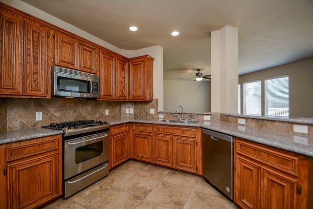 13027 Sweetgum Shores Drive, Houston, TX 77044