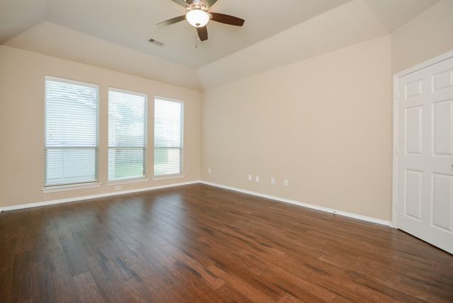 13027 Sweetgum Shores Drive, Houston, TX 77044