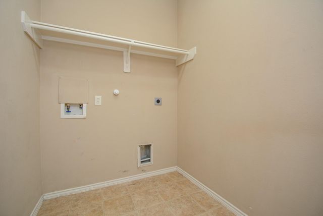 13027 Sweetgum Shores Drive, Houston, TX 77044