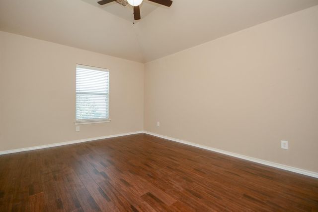 13027 Sweetgum Shores Drive, Houston, TX 77044