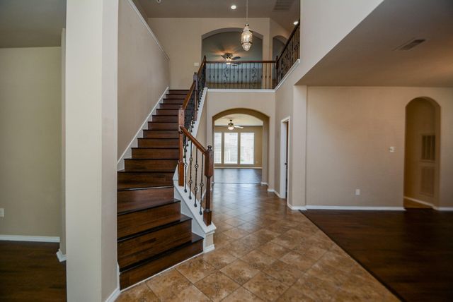 13027 Sweetgum Shores Drive, Houston, TX 77044