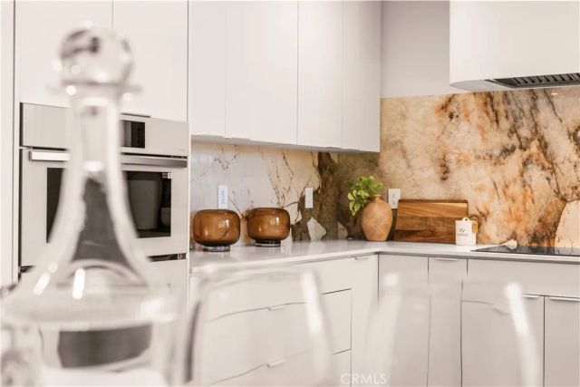 2817 S Barrington, Los Angeles, CA 90064