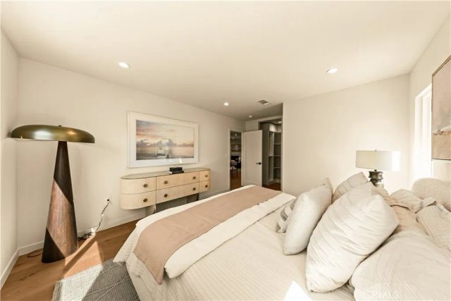 2817 S Barrington, Los Angeles, CA 90064
