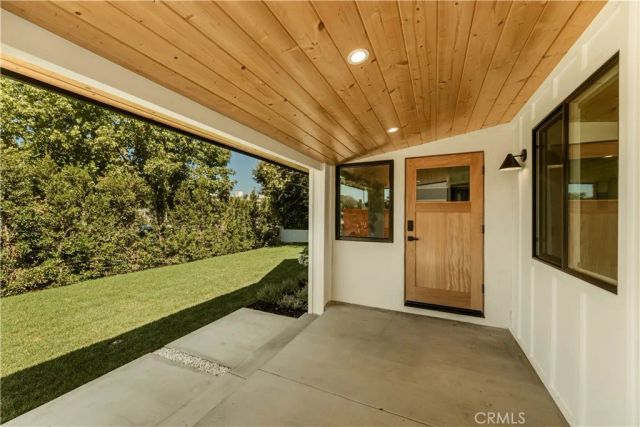 2817 S Barrington, Los Angeles, CA 90064