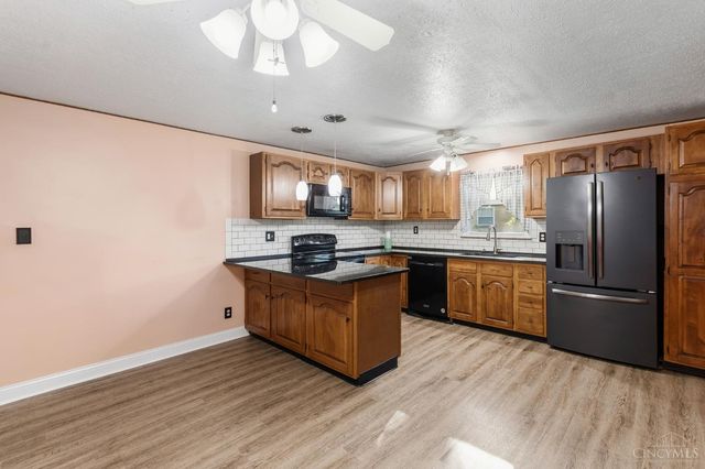 301 Don Lane, Delhi Twp, OH 45238