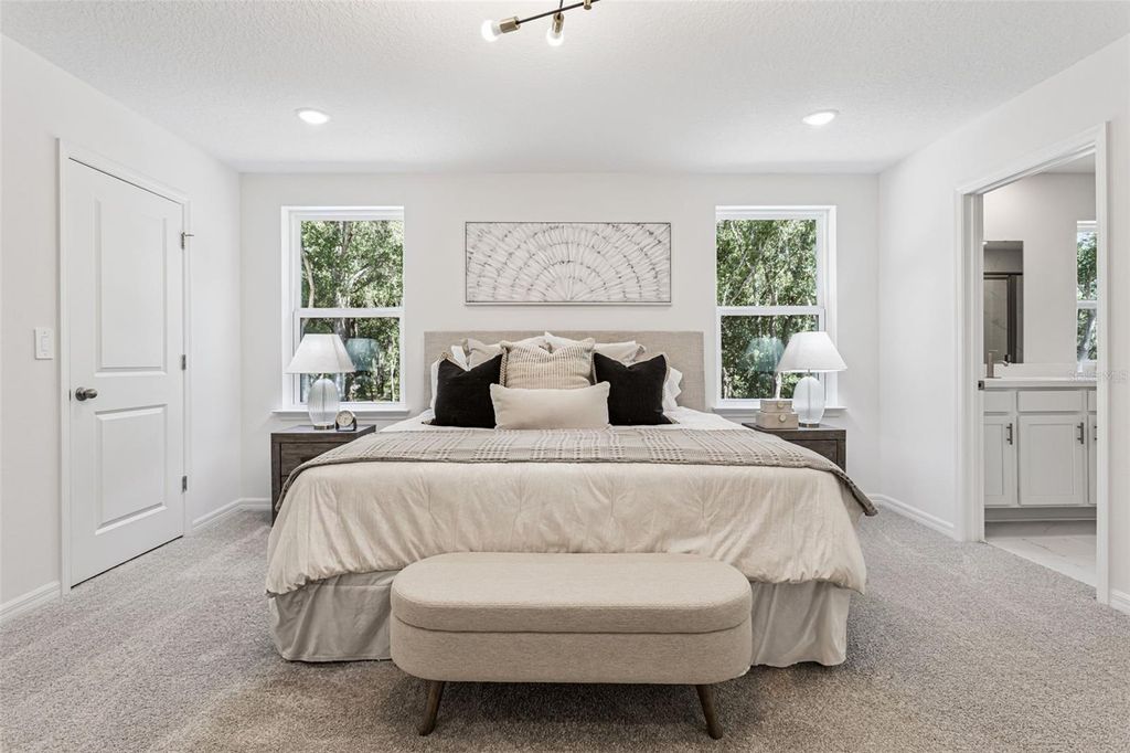 Image 11 of property listing at 4296 DARBY COURT, Eustis, FL 32736