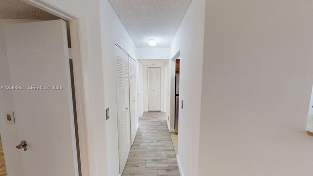 9855 Westview Dr 717, Coral Springs, FL 33076