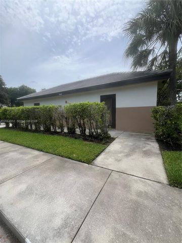 9855 Westview Dr 717, Coral Springs, FL 33076