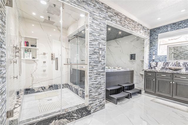 4702 Oasis Point, Katy, TX 77493