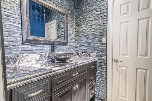 4702 Oasis Point, Katy, TX 77493