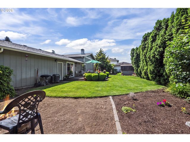 1295 N Grant, Canby, OR 97013