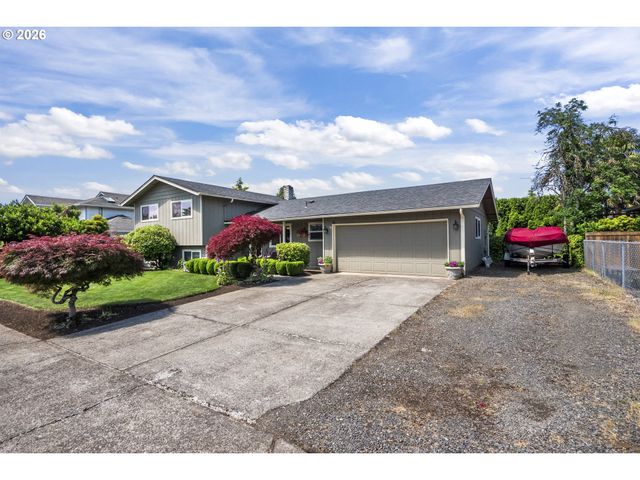 1295 N Grant, Canby, OR 97013