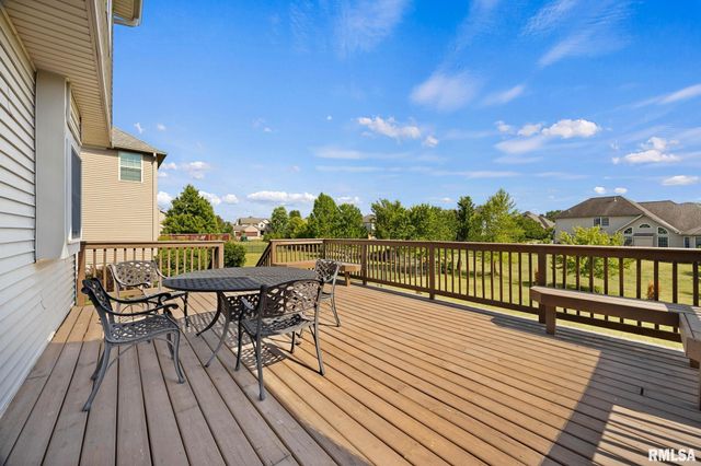 2922 W WESSEX Drive, Peoria, IL 61615