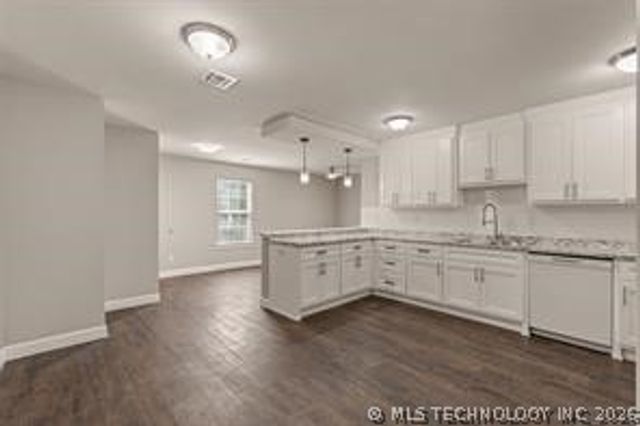 714 Cedar Lane, Okmulgee, OK 74447