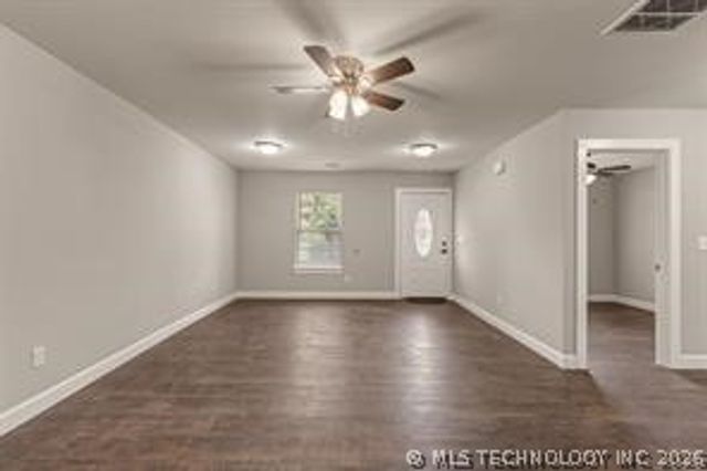 714 Cedar Lane, Okmulgee, OK 74447